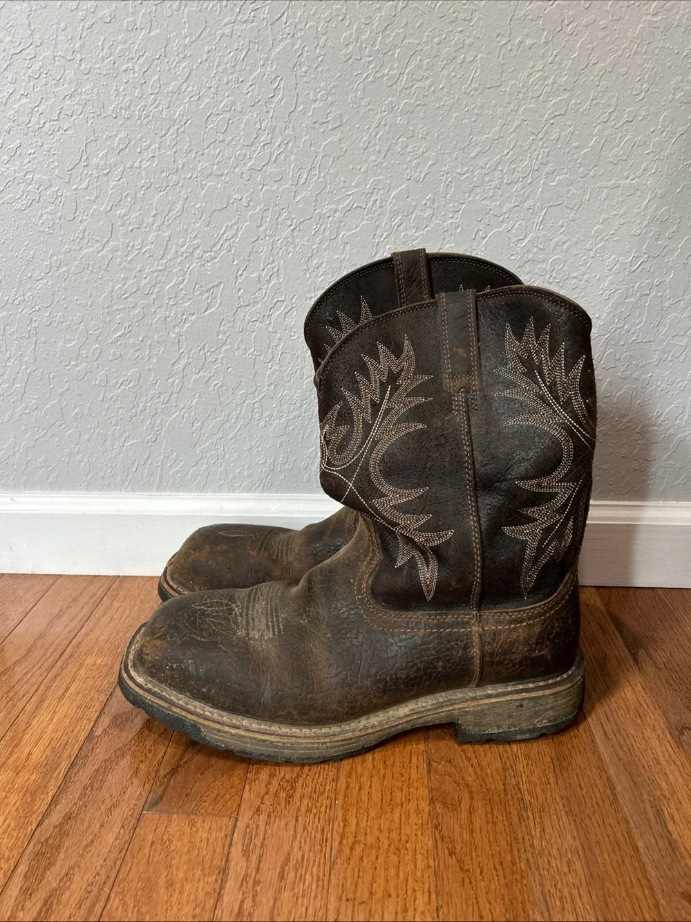 Ariat Workhog Work Boots Composite Toe Men’s Size 10 EE Brown